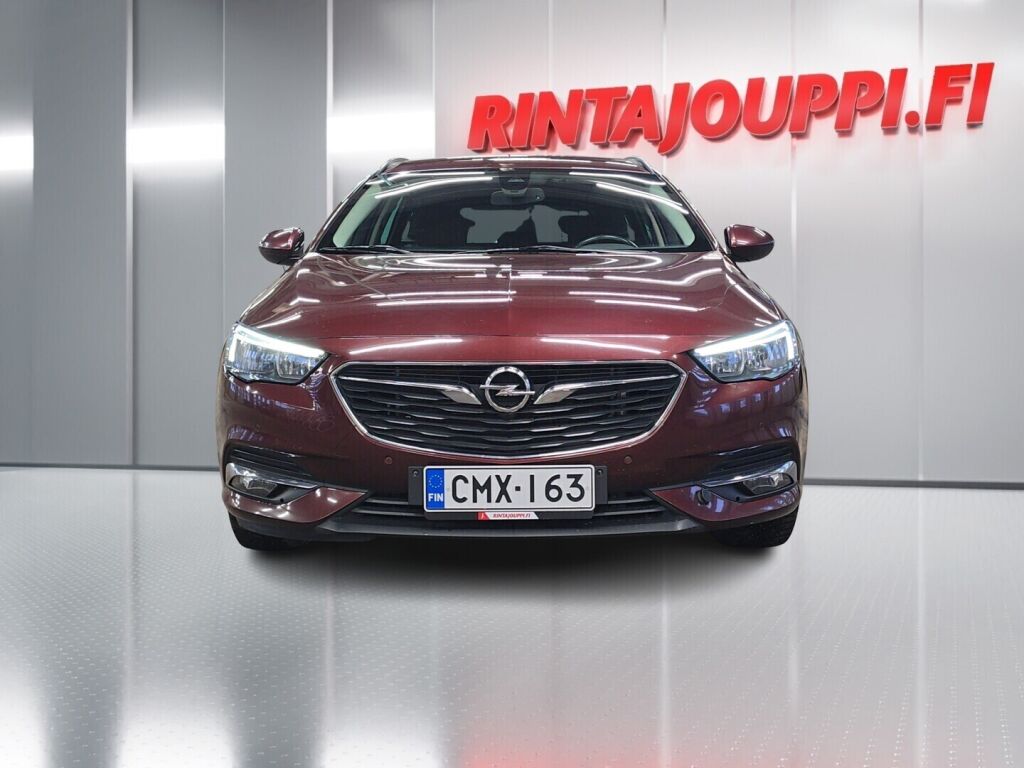 Opel Insignia 2019 Punainen