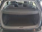 Volkswagen Golf 2019 Musta
