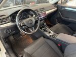 Skoda Superb 2019 Valkoinen