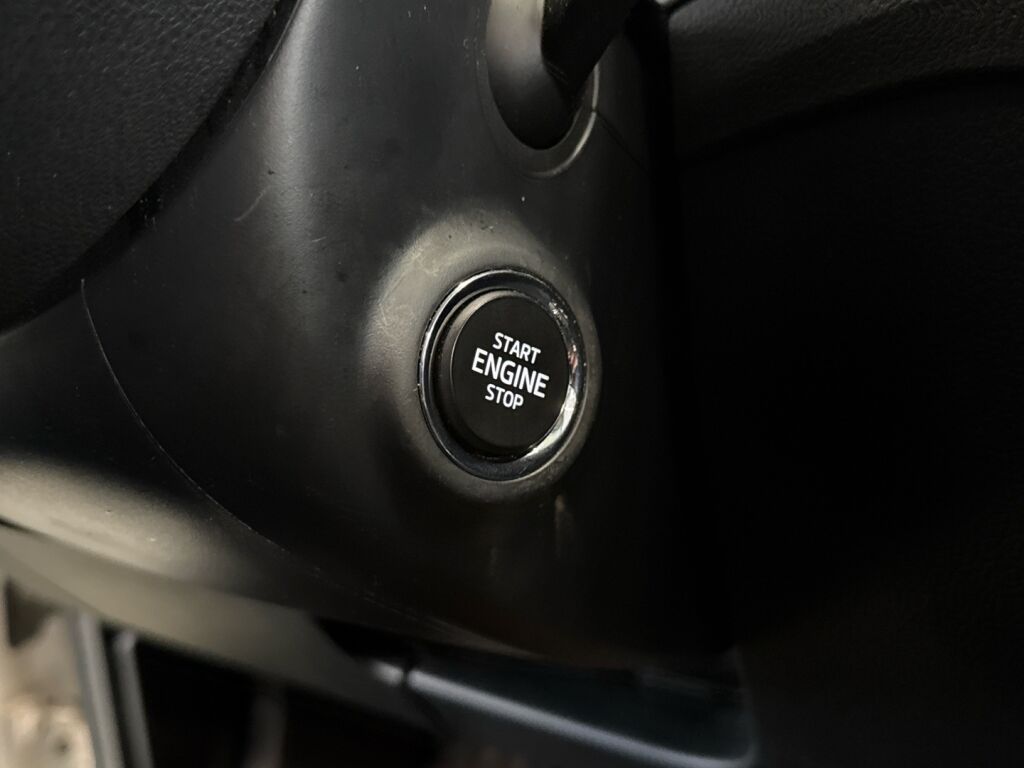 Skoda Superb 2019 Valkoinen