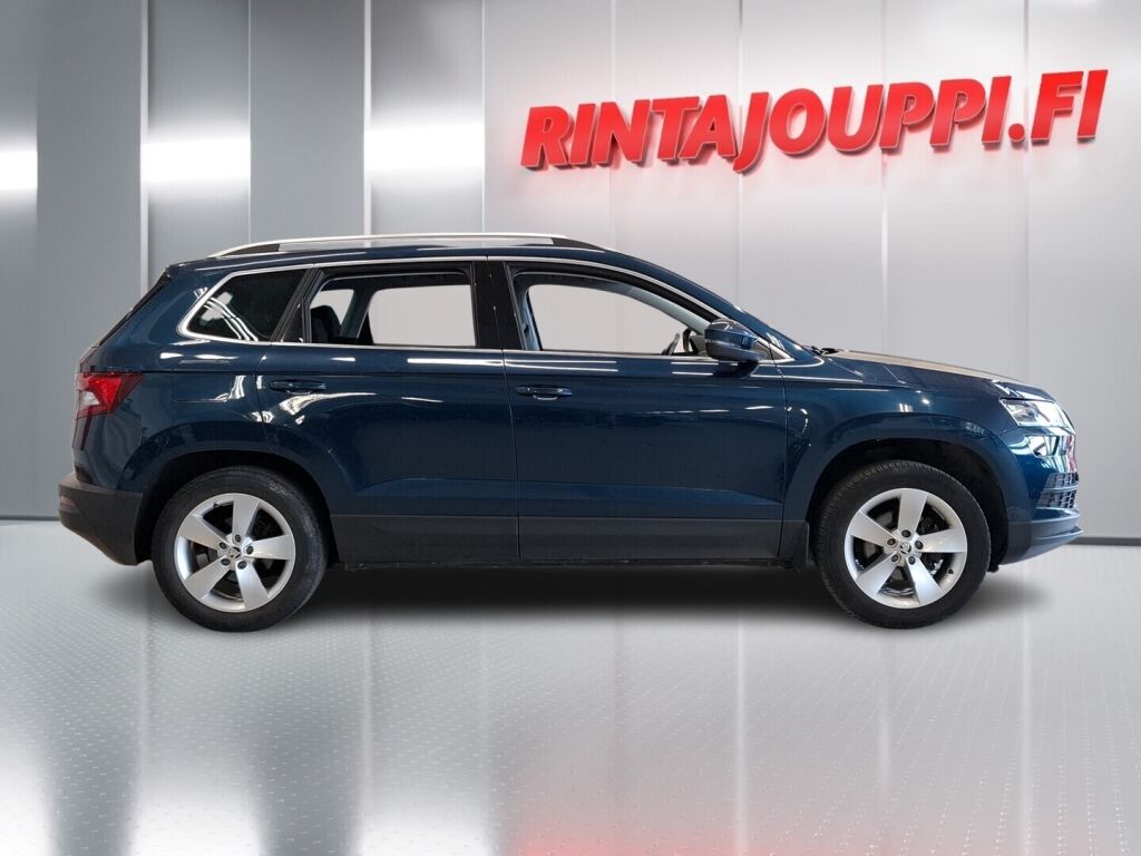Skoda Karoq 2019 Sininen