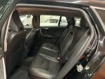 Volvo V60 2016 Musta
