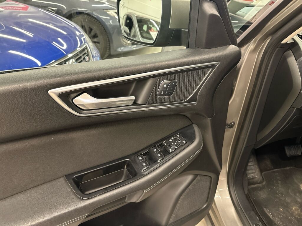 Ford S-Max 2015 Ruskea (beige)