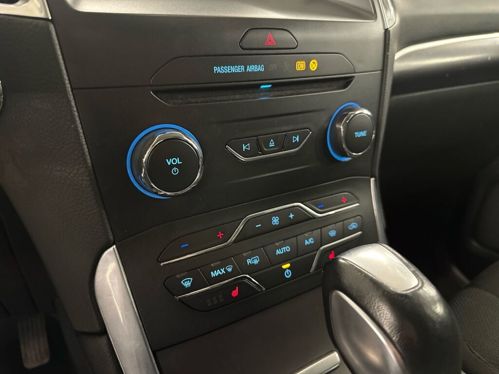 Ford S-Max 2015 Ruskea (beige)