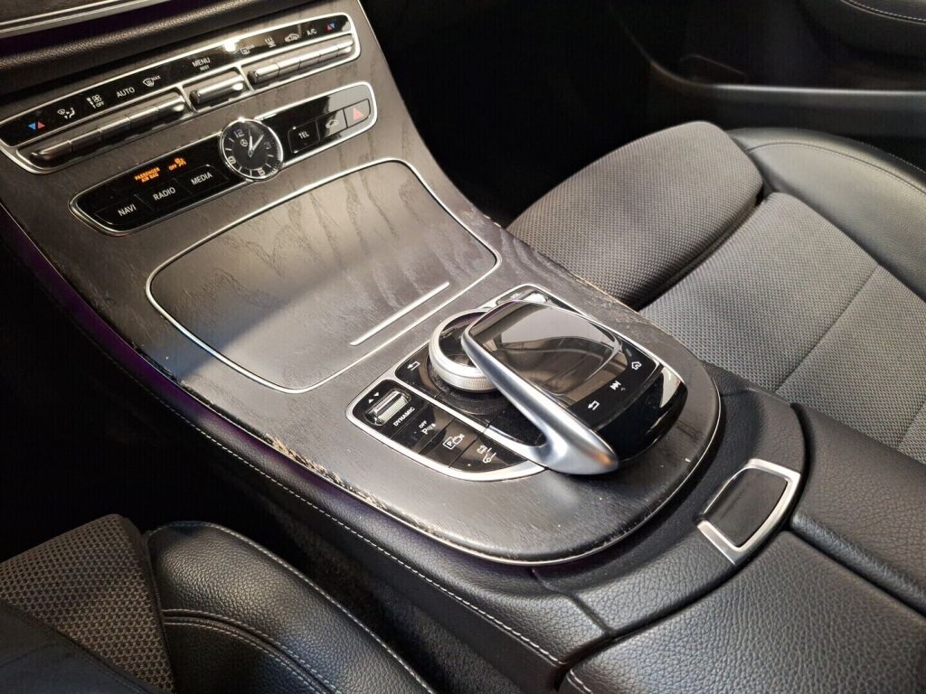 Mercedes-Benz E 2019 Harmaa