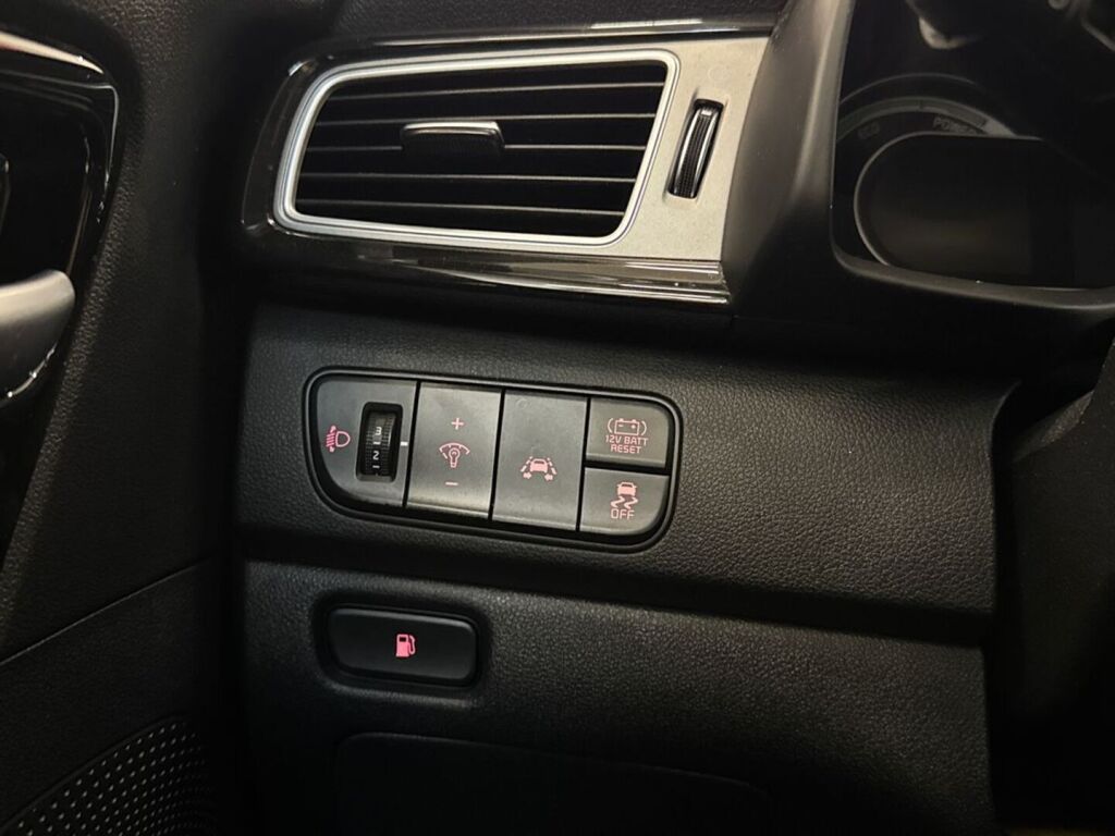 Kia Niro 2019 Harmaa