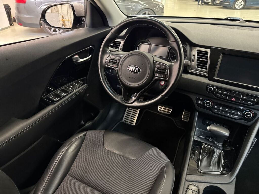 Kia Niro 2019 Harmaa
