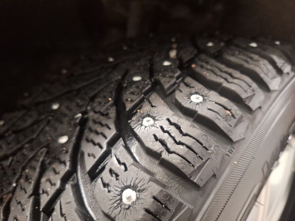 Mercedes-Benz A 2019 Punainen