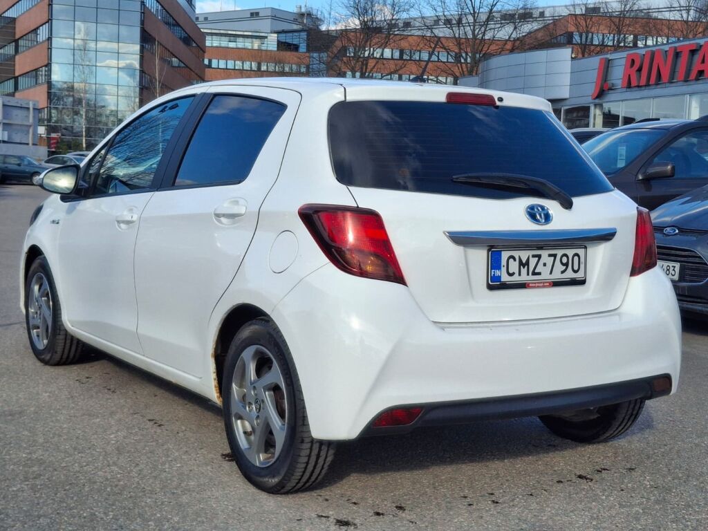Toyota Yaris 2015 Valkoinen