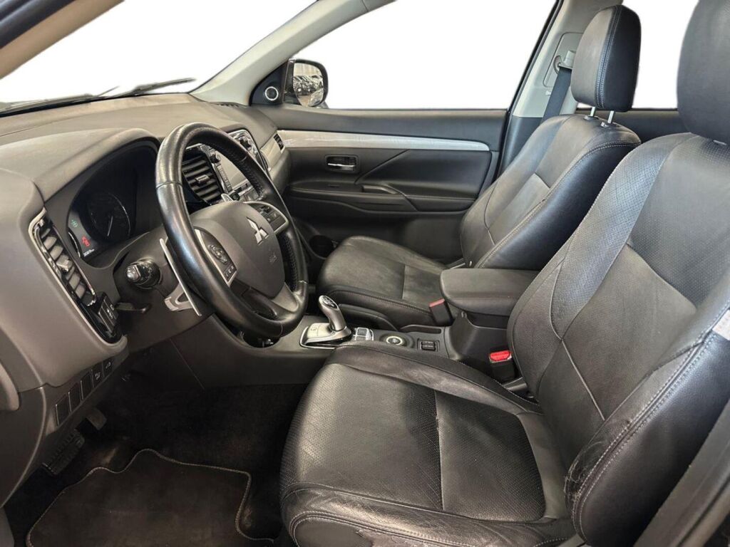 Mitsubishi Outlander 2013 