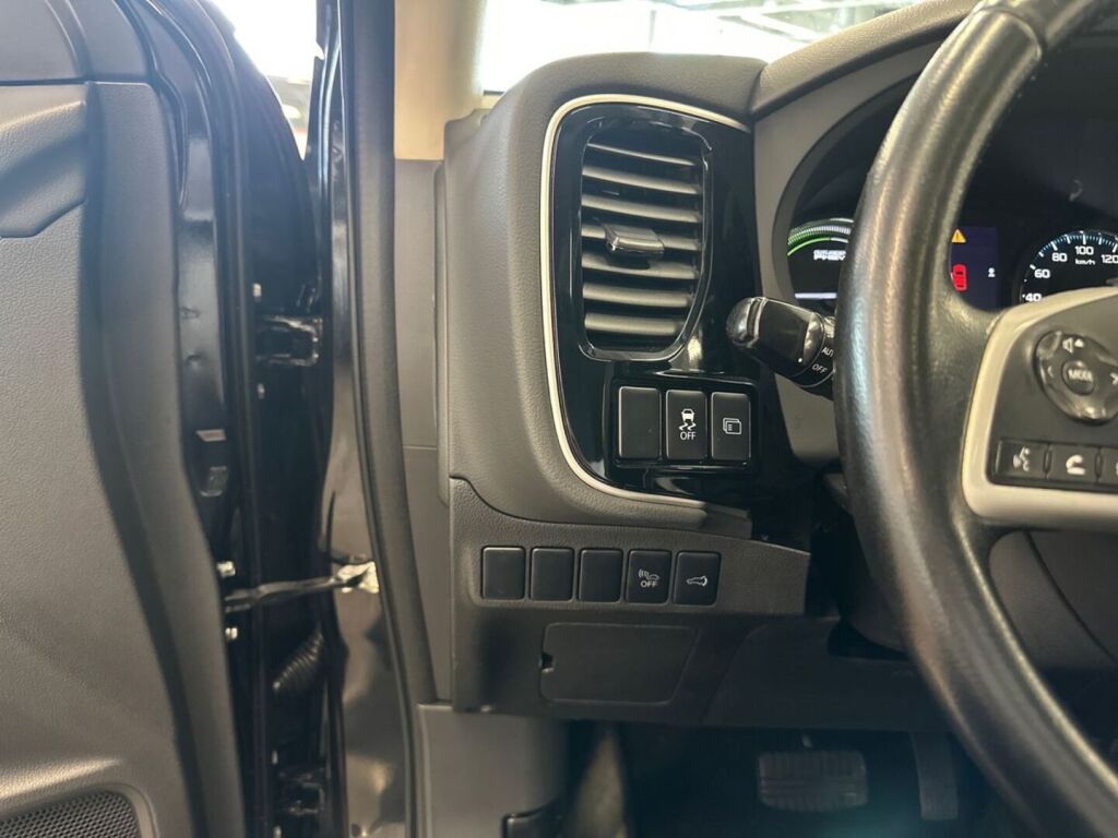 Mitsubishi Outlander 2013 