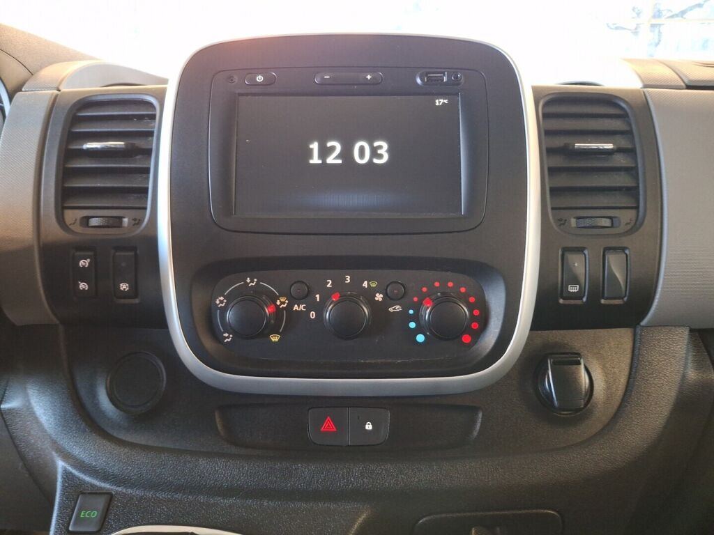 Nissan NV300 2019 Valkoinen