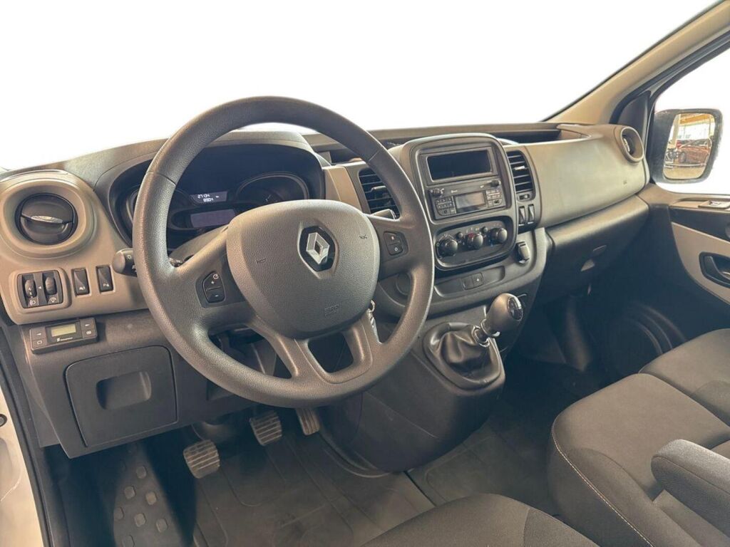 Renault Trafic 2019 Valkoinen