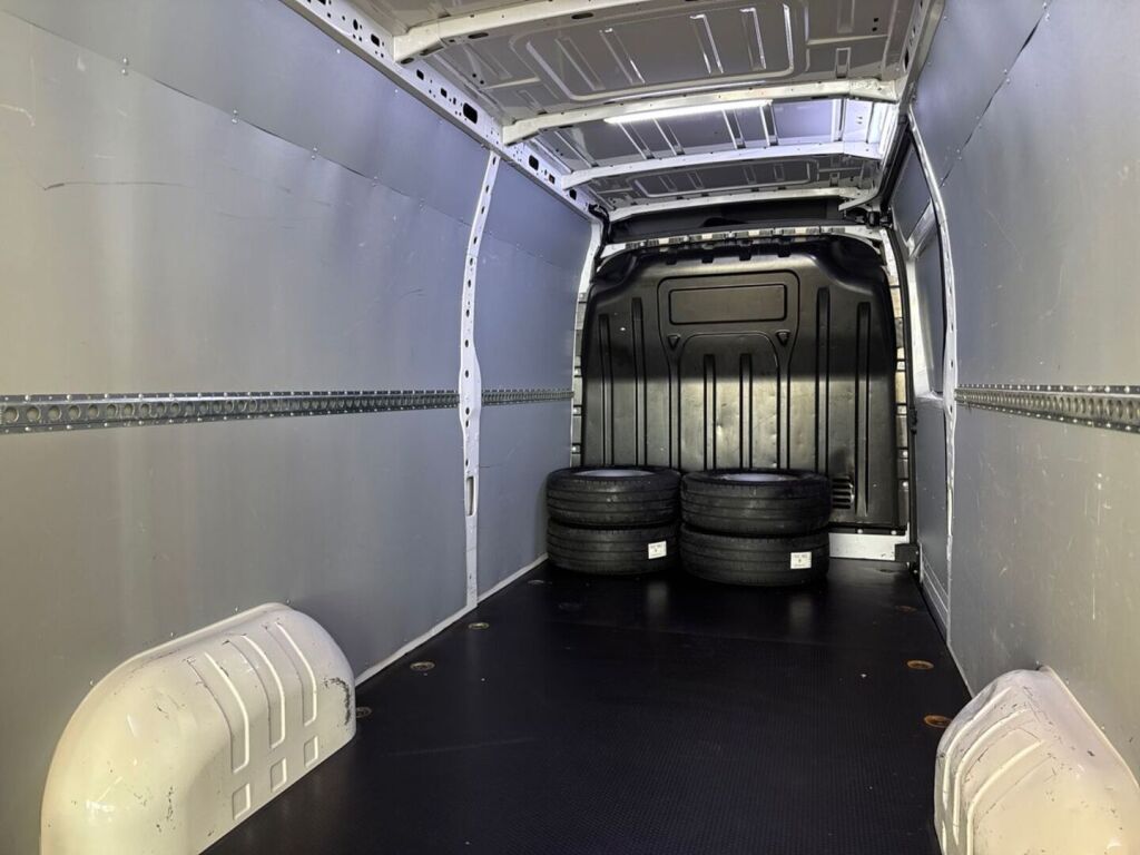 Renault Master 2020 Valkoinen