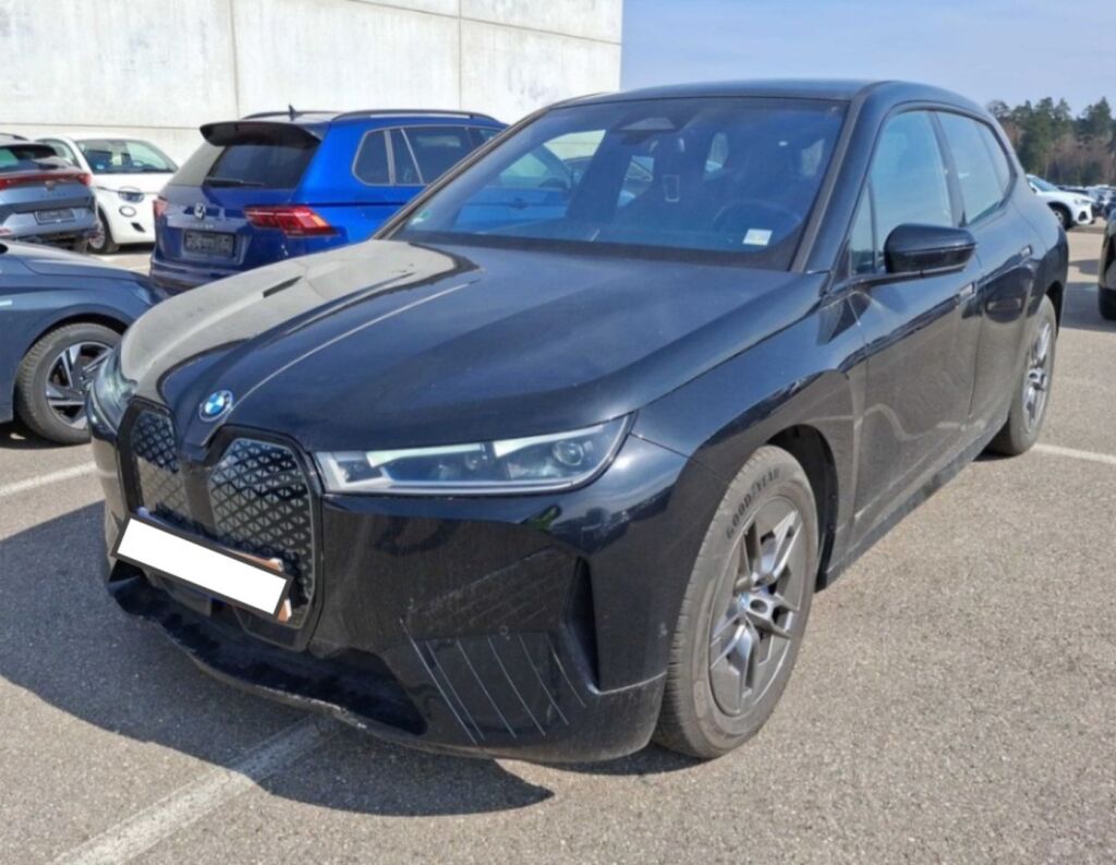 BMW iX 2023 