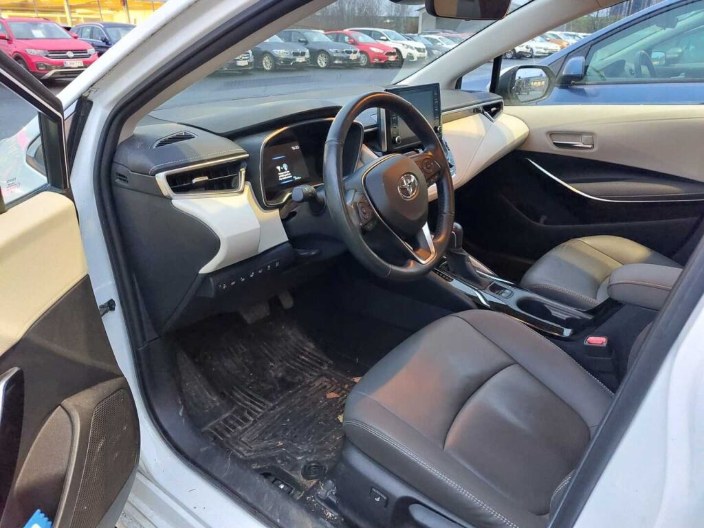 Toyota Corolla 2019 Valkoinen