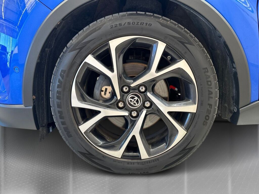 Toyota C-HR 2019 Sininen