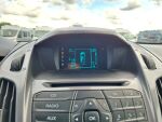 Ford Transit Connect 2015 Valkoinen