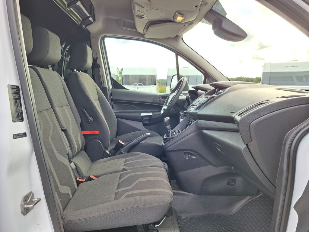 Ford Transit Connect 2015 Valkoinen