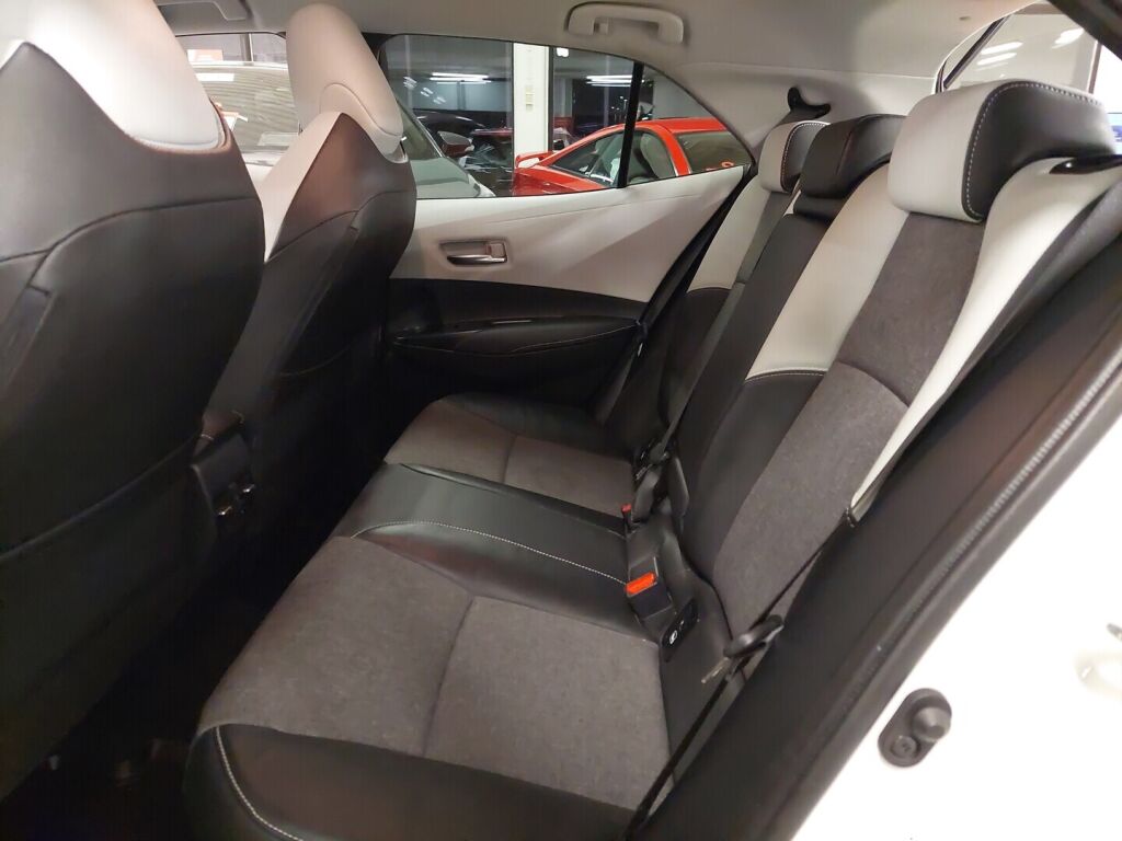 Toyota Corolla 2019 Valkoinen