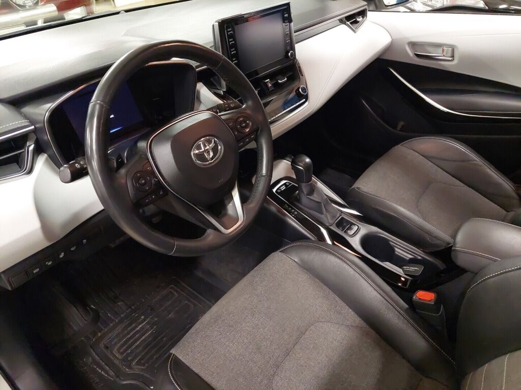 Toyota Corolla 2019 Valkoinen