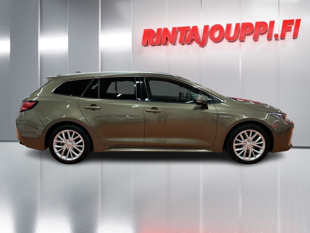 Toyota Corolla 2019 Ruskea (beige)