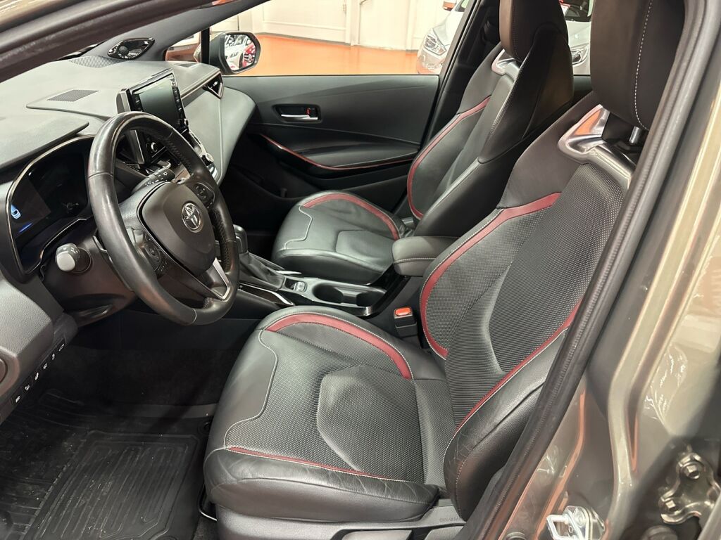 Toyota Corolla 2019 Ruskea (beige)