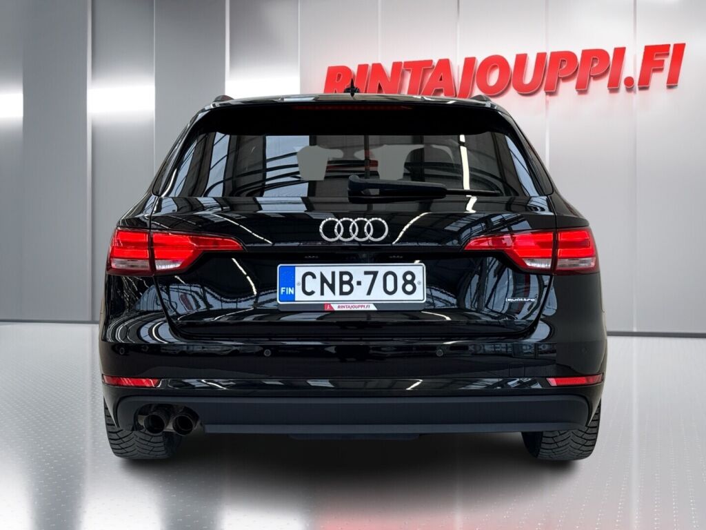 Audi A4 2017 Musta