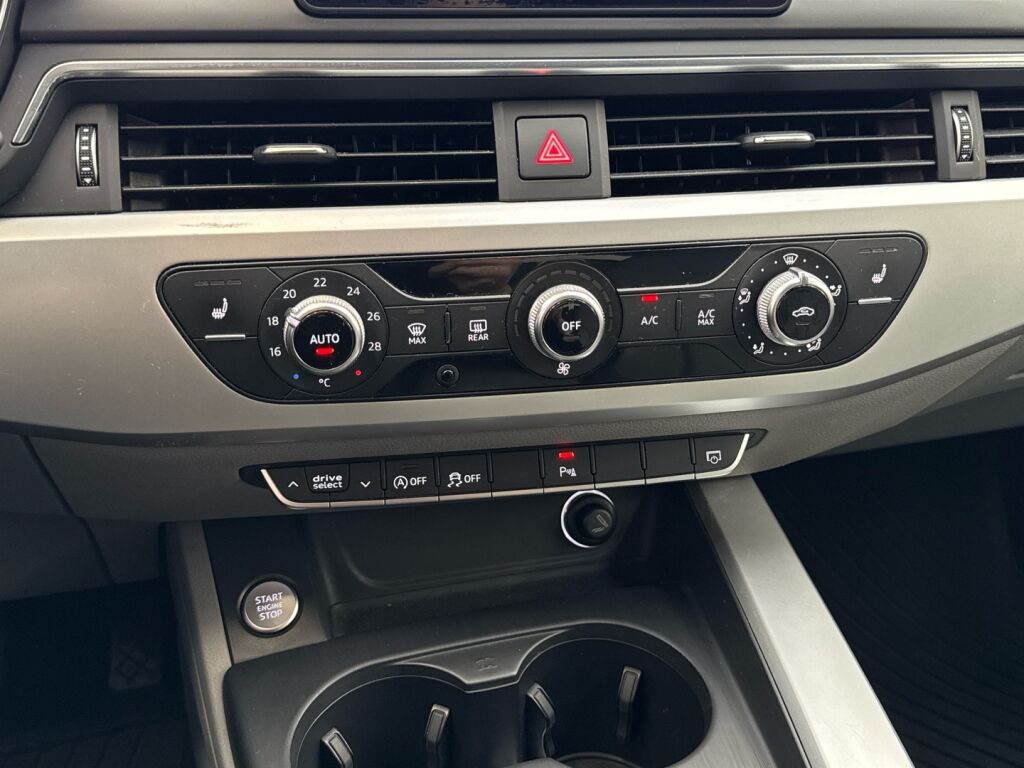 Audi A4 2017 Musta