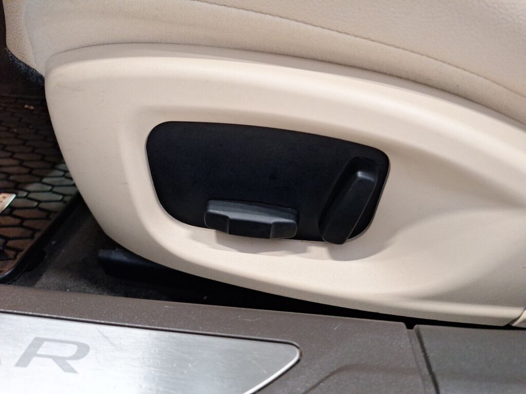 Jaguar XF 2019 Valkoinen