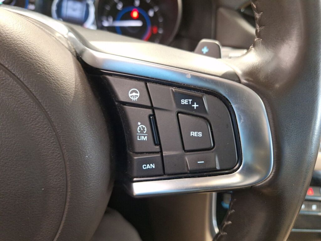 Jaguar XF 2019 Valkoinen