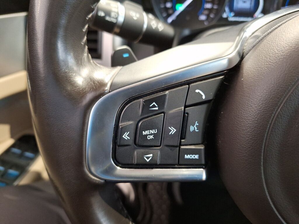 Jaguar XF 2019 Valkoinen