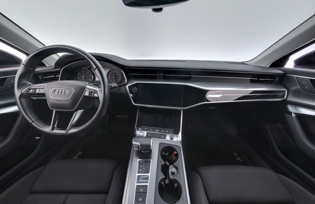Audi A6 2019 Harmaa