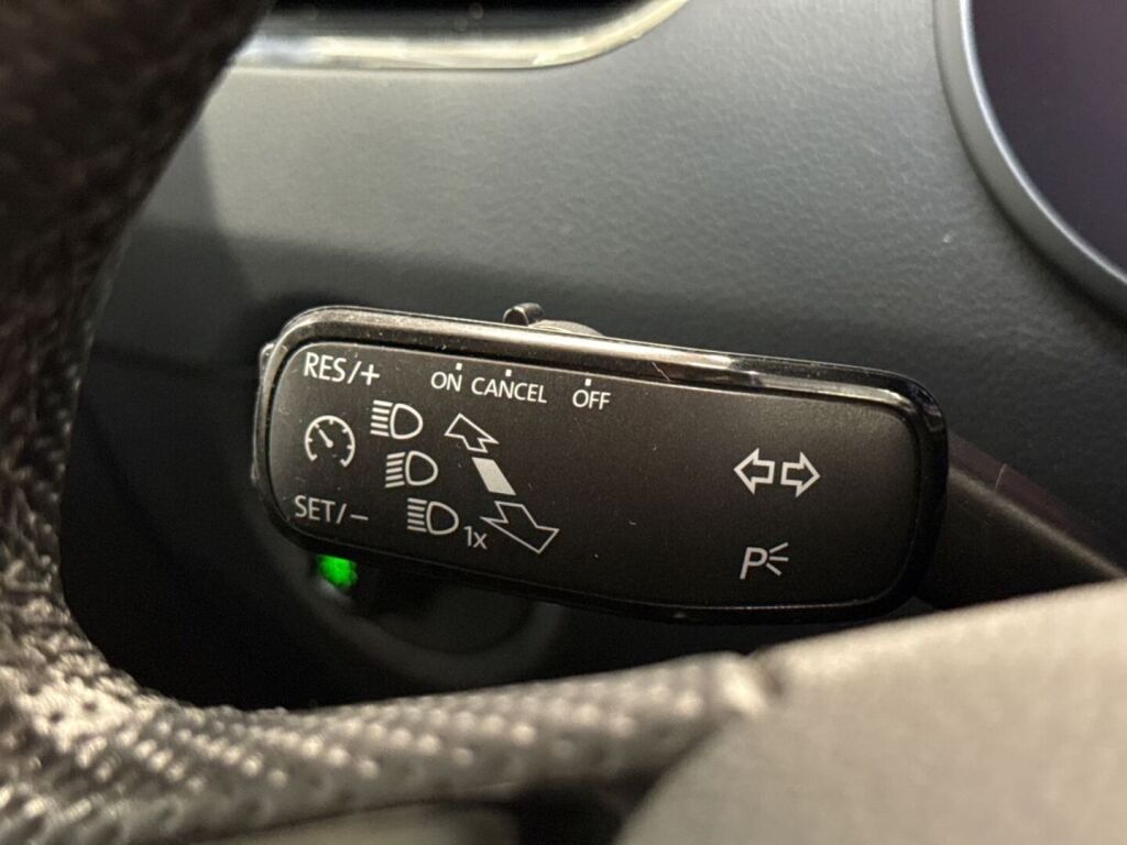 Skoda Octavia 2019 Musta