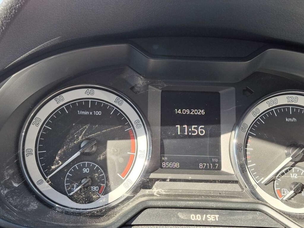 Skoda Octavia 2019 Musta