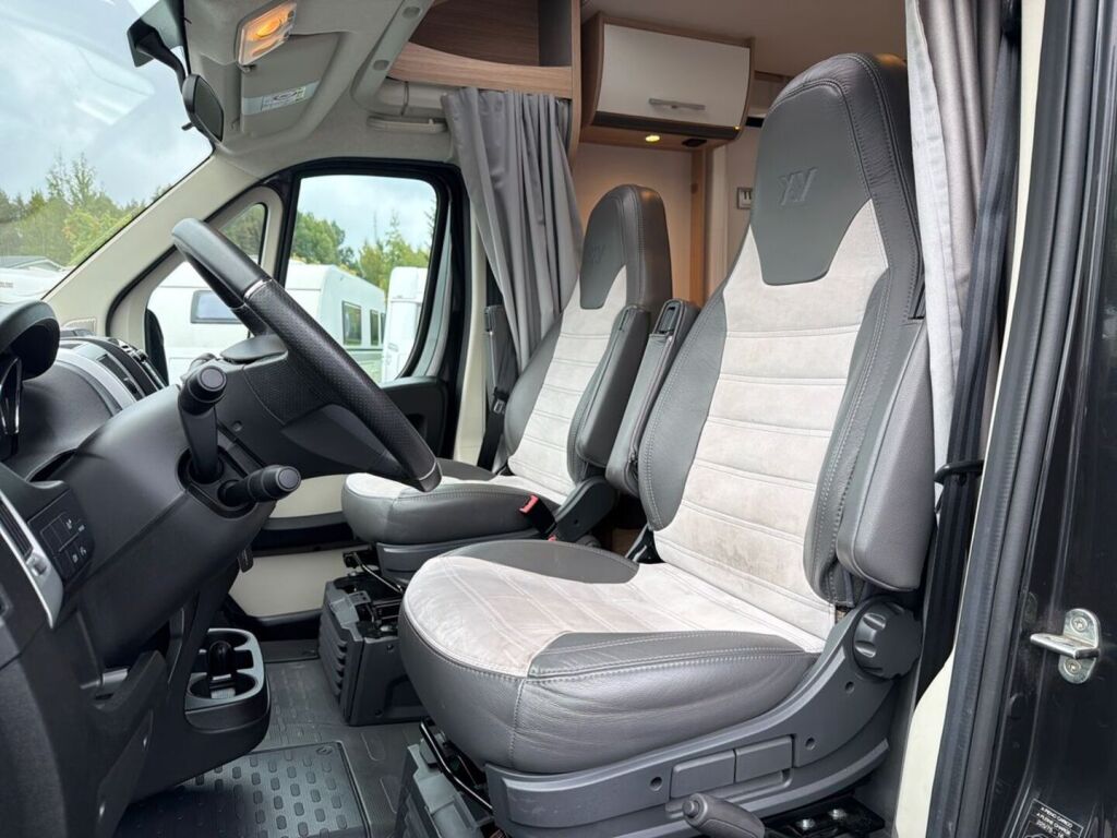 Sunlight T68 2020 Harmaa