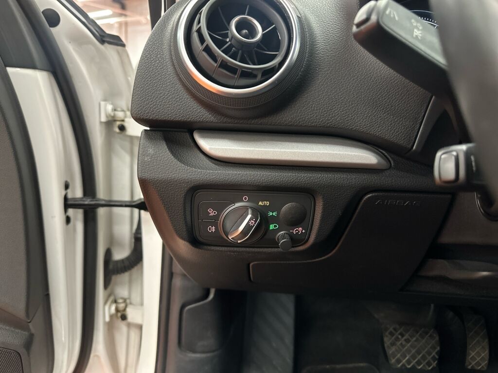 Audi A3 2016 Valkoinen