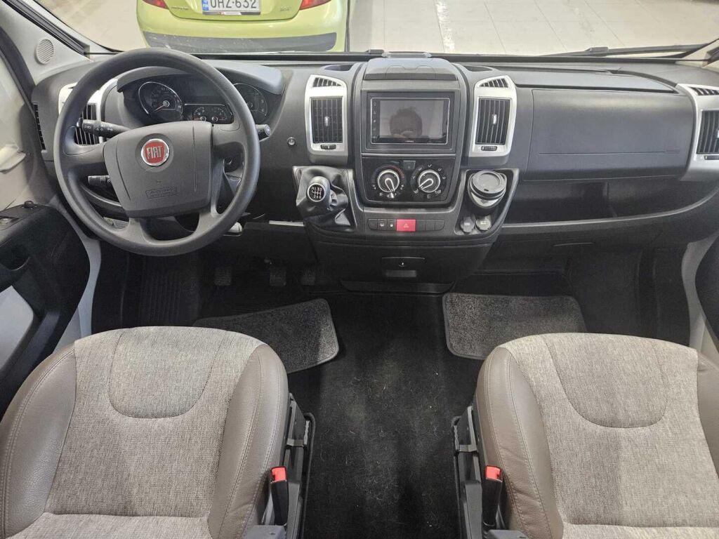 Adria Coral 2019 Valkoinen