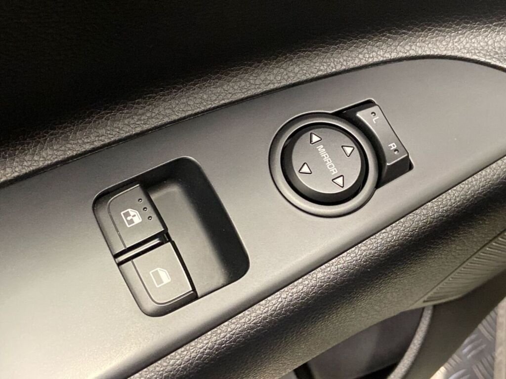Kia Rio 2020 Vihreä