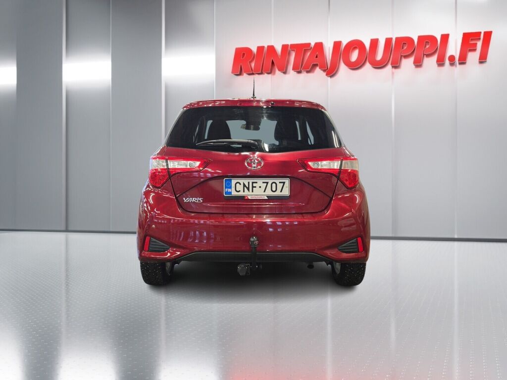 Toyota Yaris 2019 Punainen