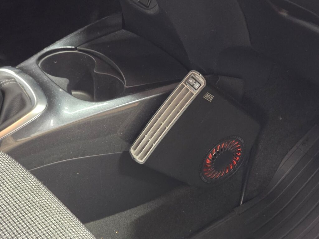 Toyota Yaris 2019 Punainen