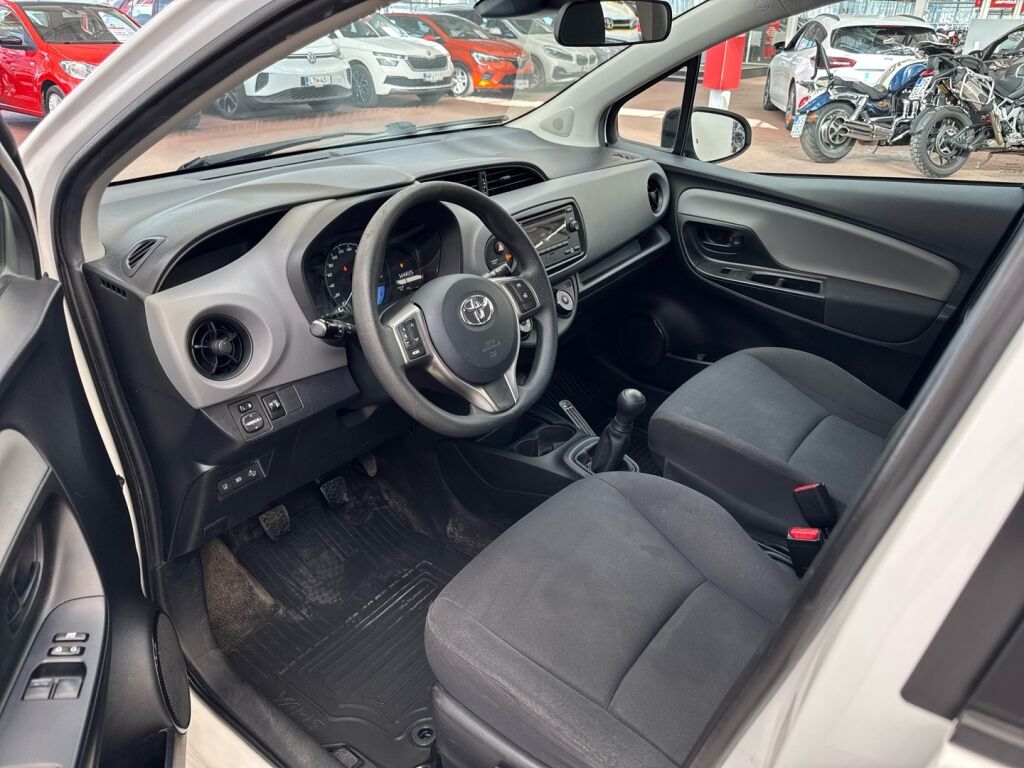 Toyota Yaris 2019 Valkoinen
