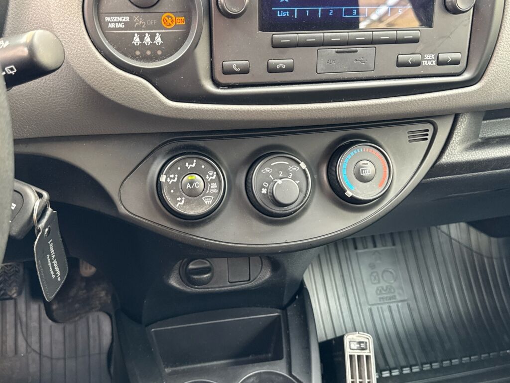 Toyota Yaris 2019 Valkoinen