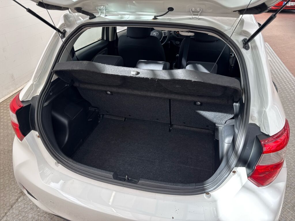 Toyota Yaris 2019 Valkoinen