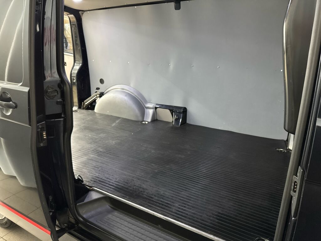 Volkswagen Transporter 2019 Sininen