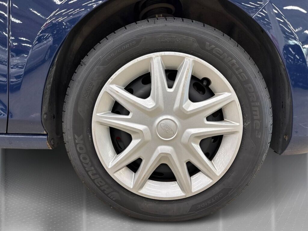 Ford Fiesta 2019 Sininen