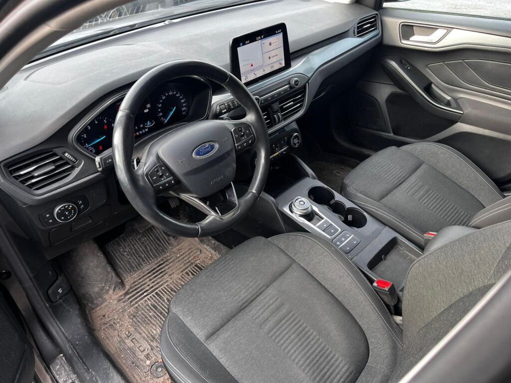 Ford Focus 2019 Harmaa