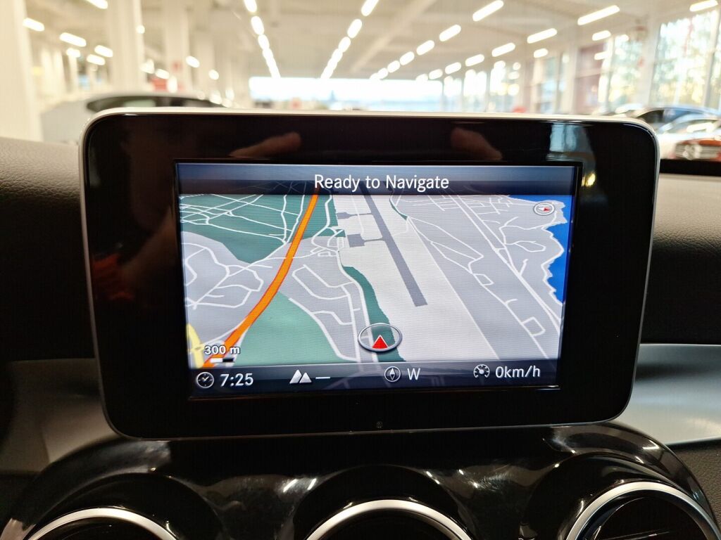 Mercedes-Benz C 2017 Valkoinen