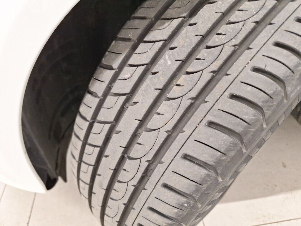 Mercedes-Benz C 2017 Valkoinen