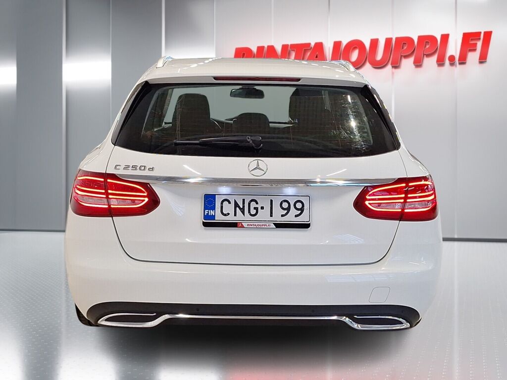 Mercedes-Benz C 2017 Valkoinen